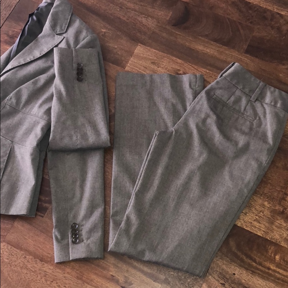 👩‍💼Ann Taylor Full Business Suit👩‍💼